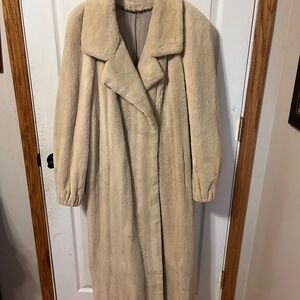 Gorgeous long Vanilla faux fur coat